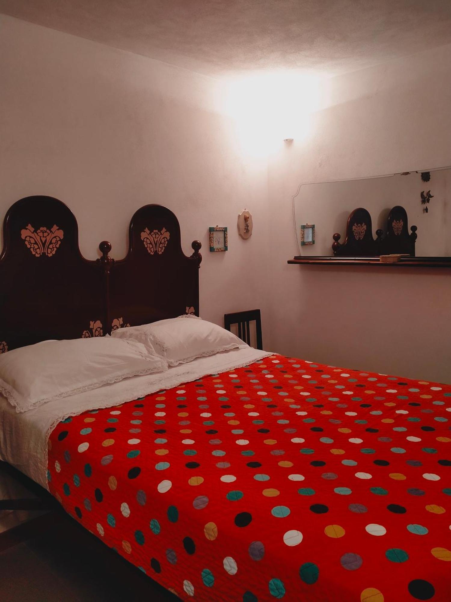 La Casetta Rosa Rocchetta di Vara ภายนอก รูปภาพ